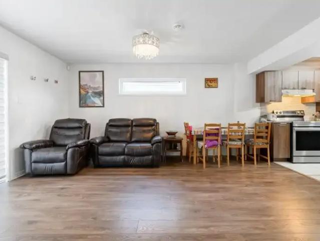 For Rent 3 Bedroom Townhouse Gatineau QC DS103355218