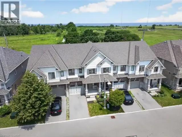 For Rent 3 Bedroom Townhouse Grimsby ON DS103695216