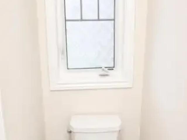 For Rent 3 Bedroom Townhouse Innisfil ON DS102715447