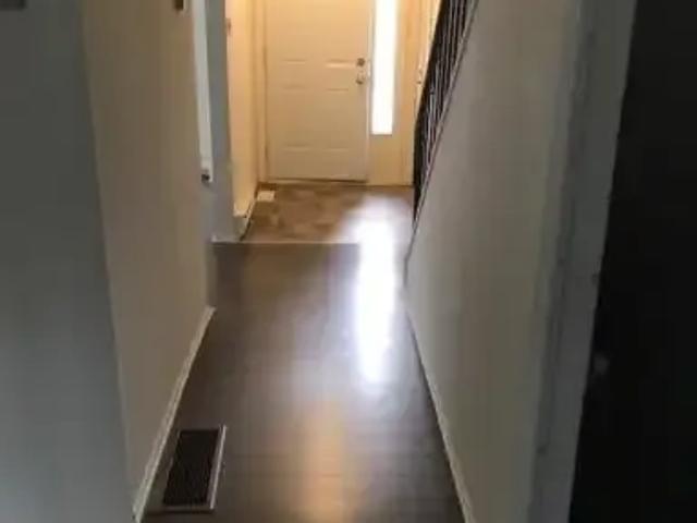 For Rent 3 Bedroom Townhouse Kanata ON DS102846925