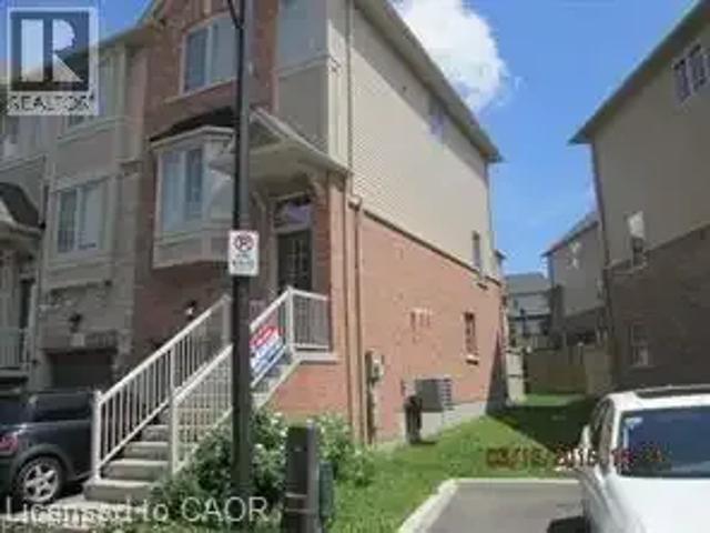 For Rent 3 Bedroom Townhouse Kitchener ON DLS104106799