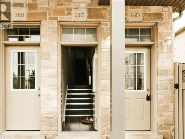For Rent 3 Bedroom Townhouse Kitchener ON DS104470962