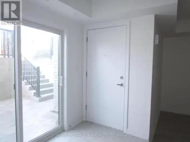 For Rent 3 Bedroom Townhouse Kitchener ON DS104471210