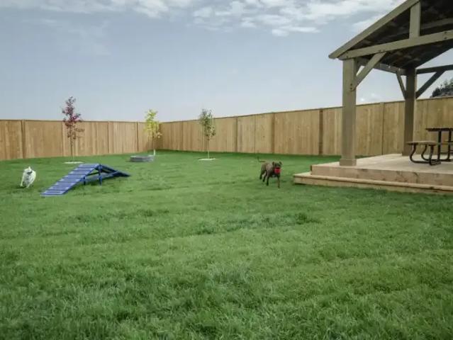 For Rent 3 Bedroom Townhouse Landmark MB DLS102467606