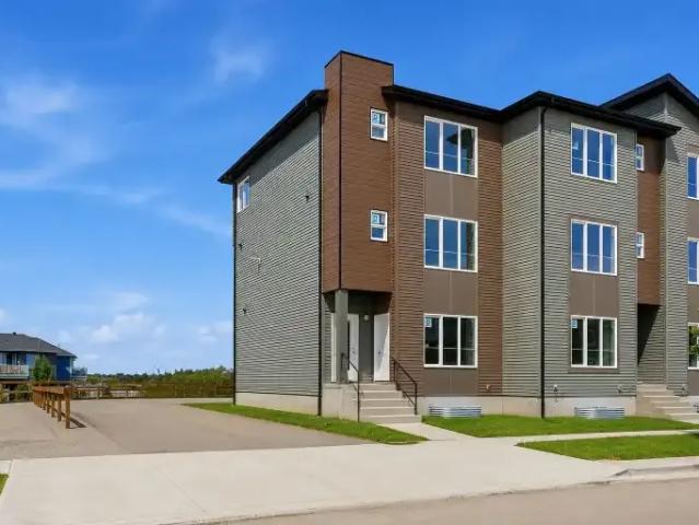 For Rent 3 Bedroom Townhouse Leduc AB DLS104182808