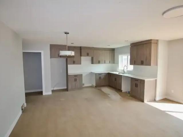 For Rent 3 Bedroom Townhouse Leduc AB DS104864353