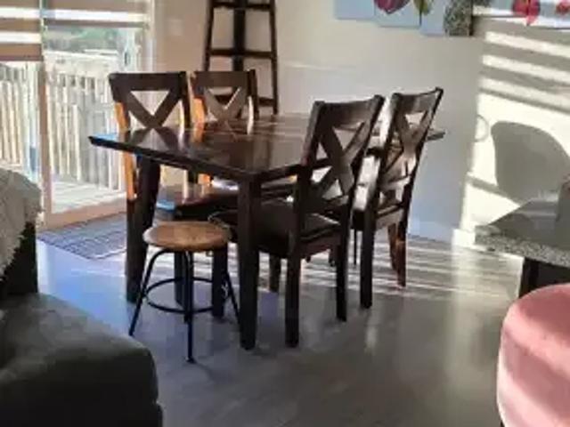 For Rent 3 Bedroom Townhouse Leduc AB DS106148390