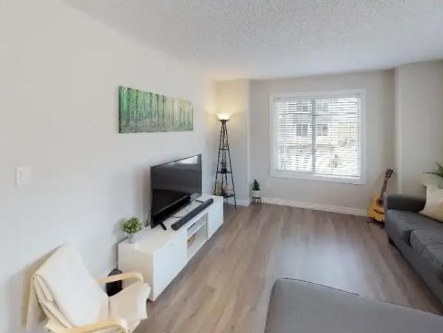 For Rent 3 Bedroom Townhouse Leduc AB DS100707580
