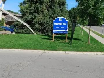 London, Ontario - Garden, Equipped kitchen