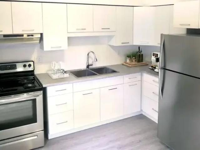 For Rent 3 Bedroom Townhouse London ON DS104971744