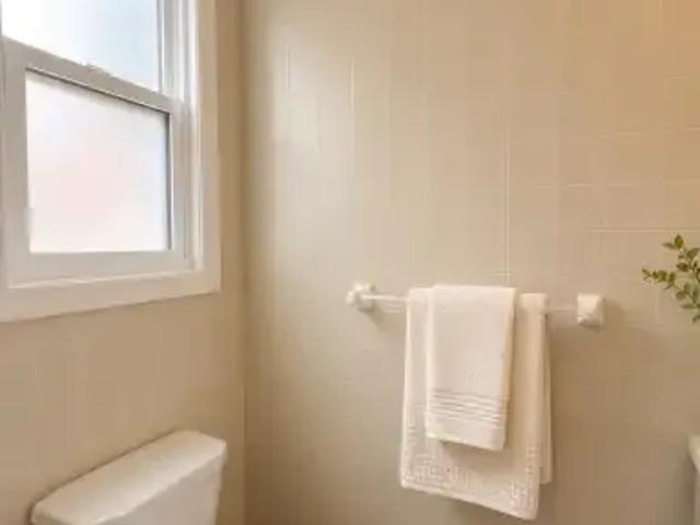 For Rent 3 Bedroom Townhouse Peterborough ON DS105022997