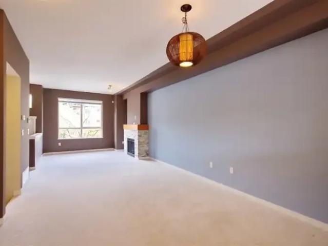For Rent 3 Bedroom Townhouse Port Moody BC DS105601815