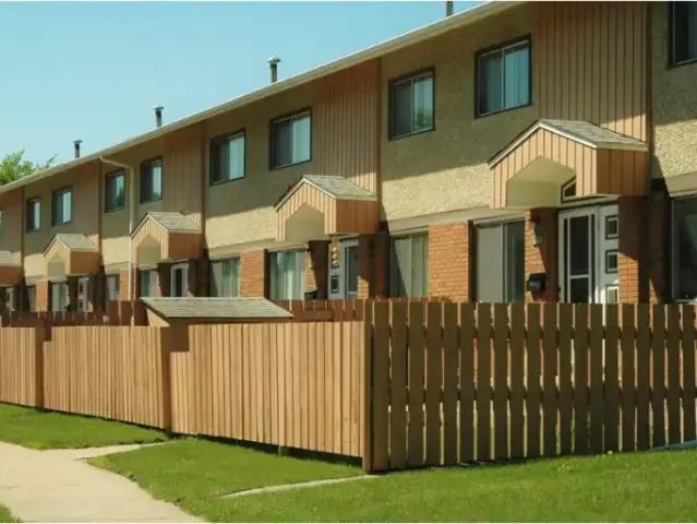 For Rent 3 Bedroom Townhouse Red Deer AB DS104939724