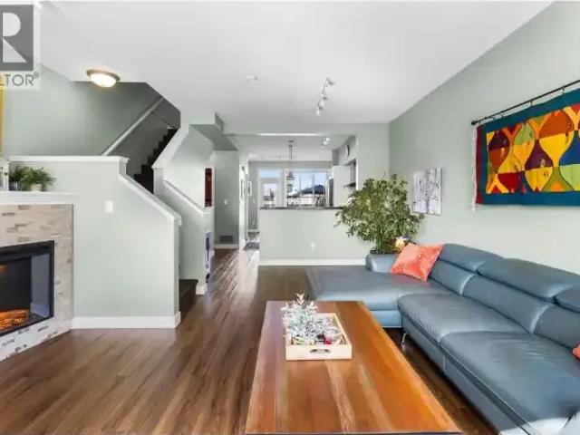 For Rent 3 Bedroom Townhouse Richmond BC DS102915313