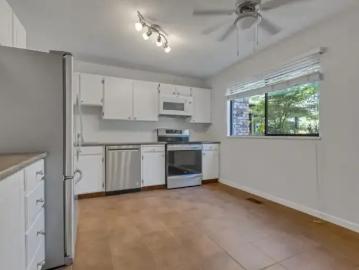 For Rent 3 Bedroom Townhouse Richmond BC DS103390653
