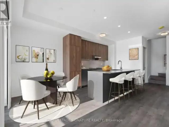 For Rent 3 Bedroom Townhouse Richmond Hill ON DS105654167