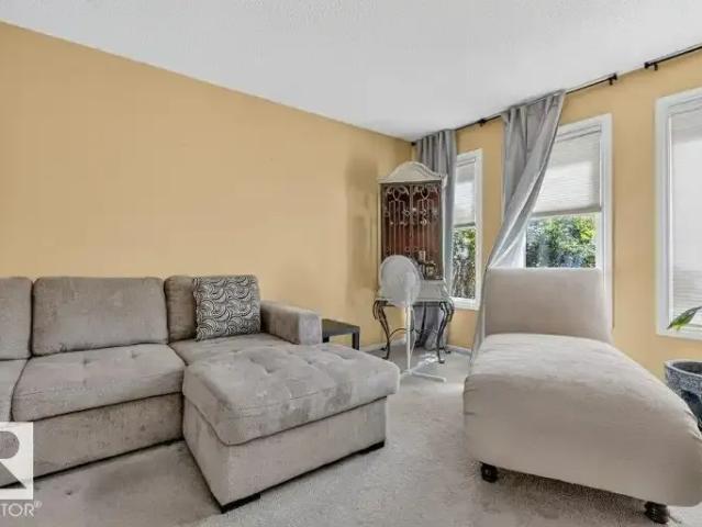 For Rent 3 Bedroom Townhouse St. Albert AB DLS105047966