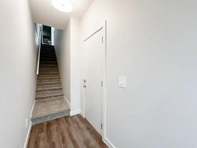 For Rent 3 Bedroom Townhouse St. Albert AB DS104322137