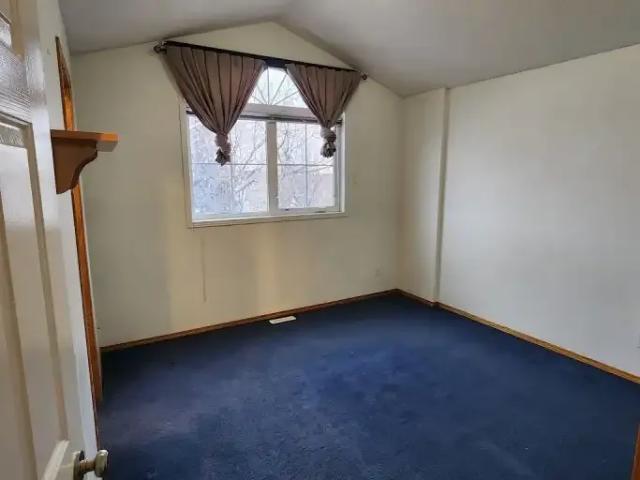 For Rent 3 Bedroom Townhouse Strathmore AB DS105923565