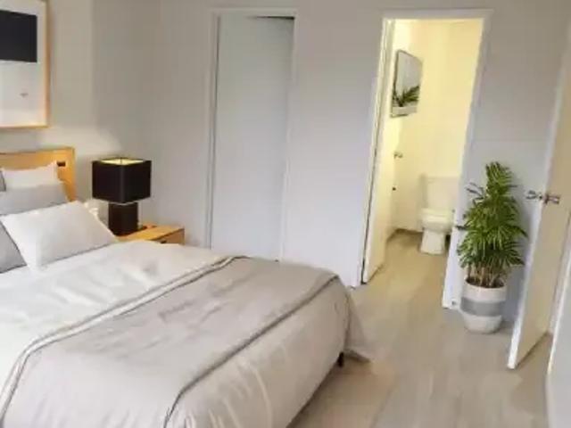 For Rent 3 Bedroom Townhouse Surrey BC DS104985509