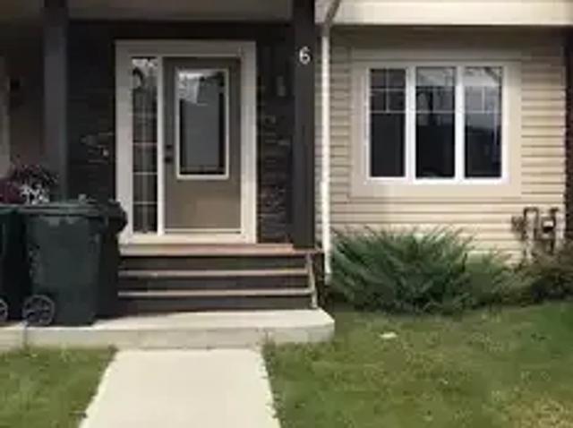 For Rent 3 Bedroom Townhouse Spruce Grove AB DS105653997