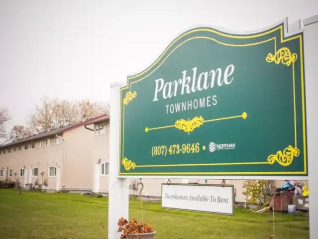 For Rent 3 Bedroom Townhouse Thunder Bay ON DS88903386