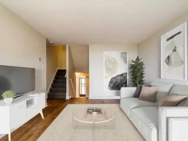 For Rent 3 Bedroom Townhouse Waterloo ON DS105247987