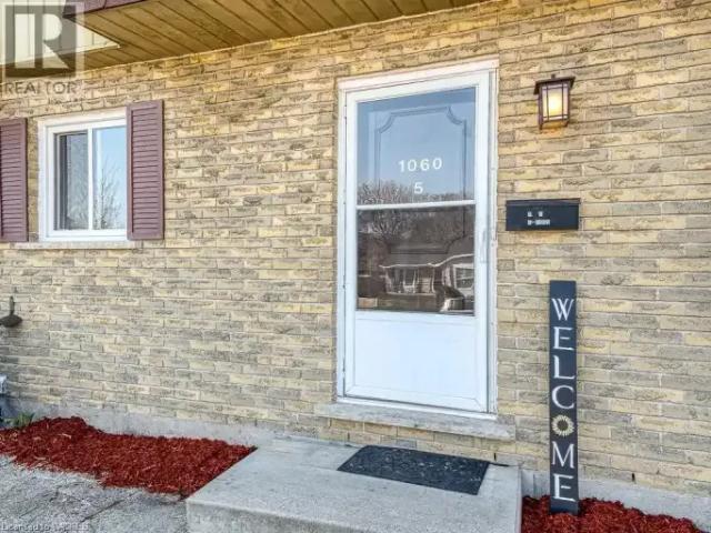 For Rent 3 Bedroom Townhouse Woodstock ON DS104957721