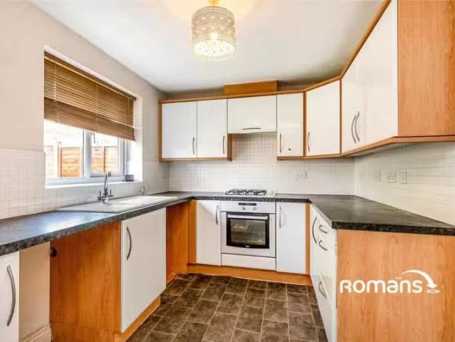 Unique 3 bedroom terraced house for rent in Kent Avenue, West.