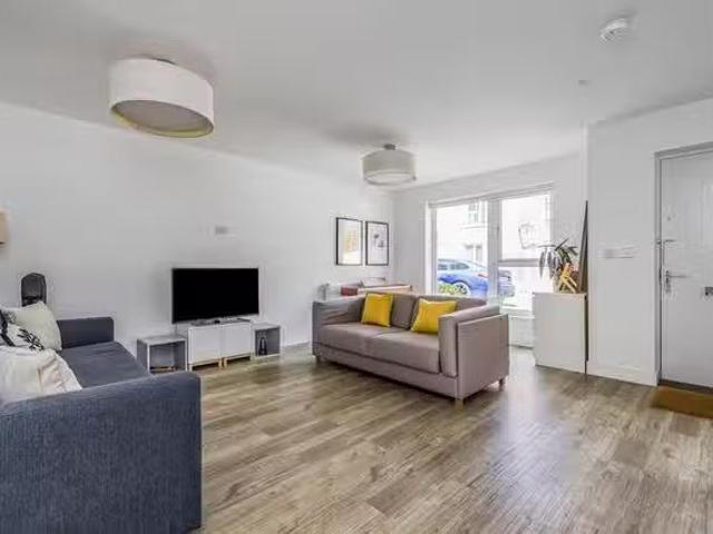 Rental! 3 BR Anna Sewell Way