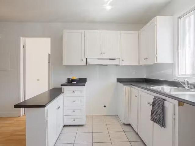 New 3 BR Unit 001 305 Rue Pineault