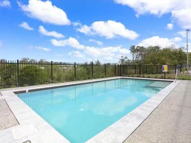 Cozy 3 BR 14/19 Whittley Court, Pimpama, QLD 4209
