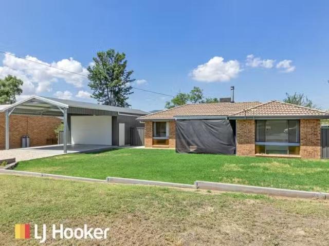Cheap 3 BR 16 Carole Drive, KOOTINGAL House for rent Listed b.