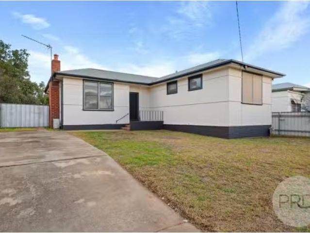 Unique 3 BR 16 Doyle Avenue, Mount Austin House for rent List.