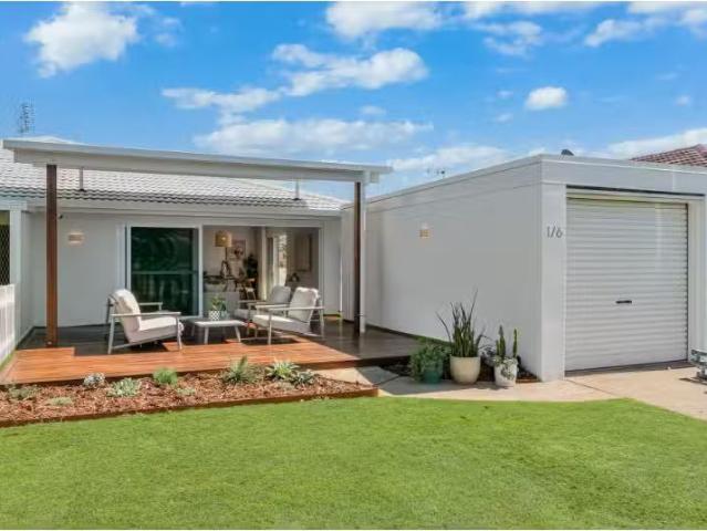 Just in! 3 BR 1/6 Keith Compton Drive, TWEED HEADS House for r.