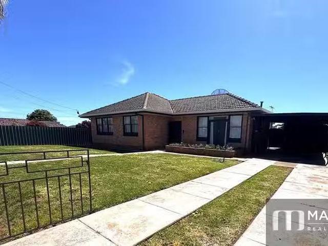 Rental! 3 BR 18 Melville Road, Paradise, SA 5075