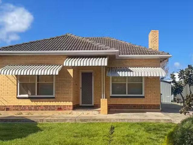Unique 3 BR 18 Deepdene Avenue, Klemzig, SA 5087