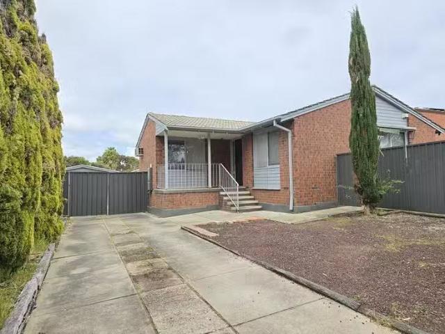 New 3 BR 19 Louise Crescent, Morphett Vale, SA 5162