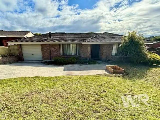 Just in! 3 BR 10 Trimmer Road, Spencer Park, WA 6330