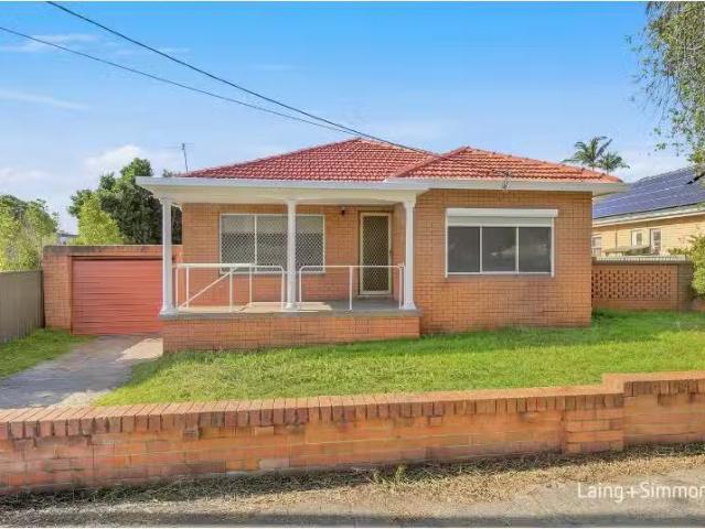 Rental! 3 BR 113 Arthur St, Rosehill House for rent Listed by.