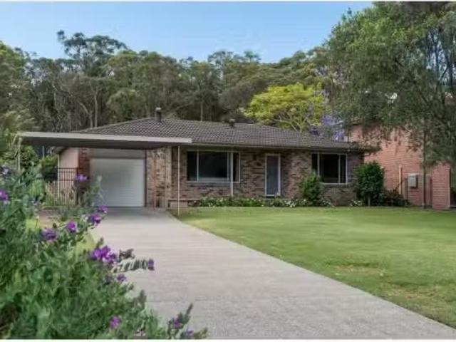 Charming 3 BR 110 Dandaraga Rd, Brightwaters House for rent L.