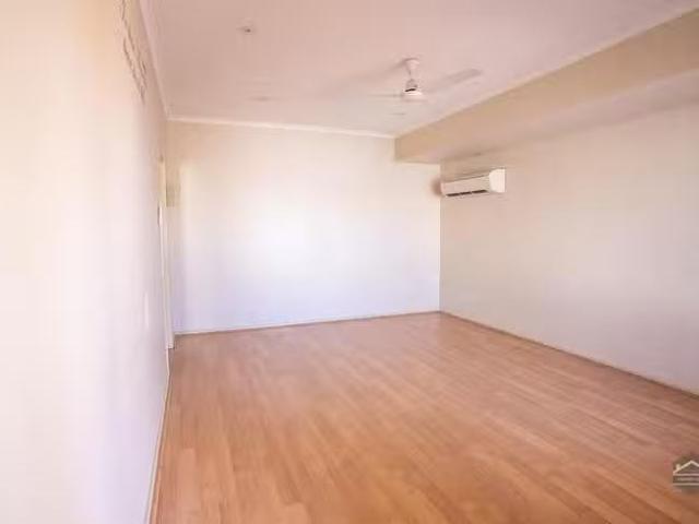 For Rent! 3 BR 117A Paton Road, South Hedland, WA 6722