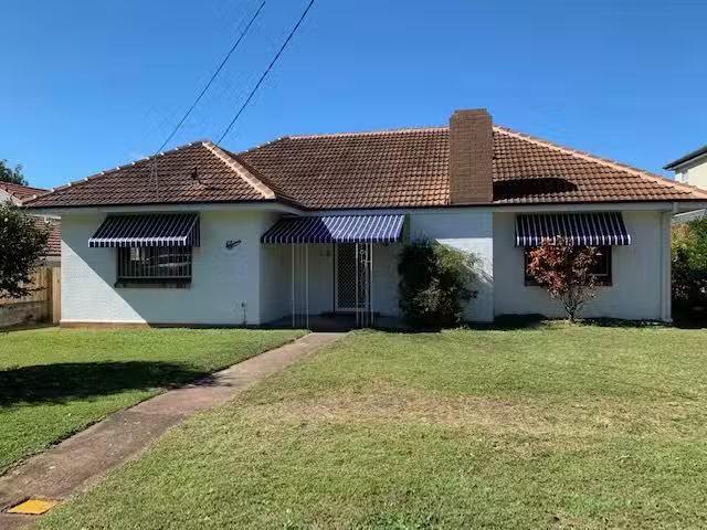 Deal! 3 BR 11 Aland Street, WAVELL HEIGHTS, QLD 4012 House f.