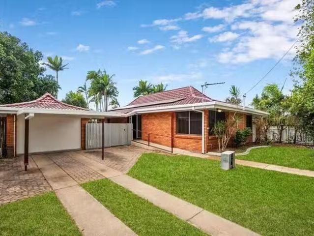 New 3 BR 11 Pine Street, Kirwan, QLD 4817