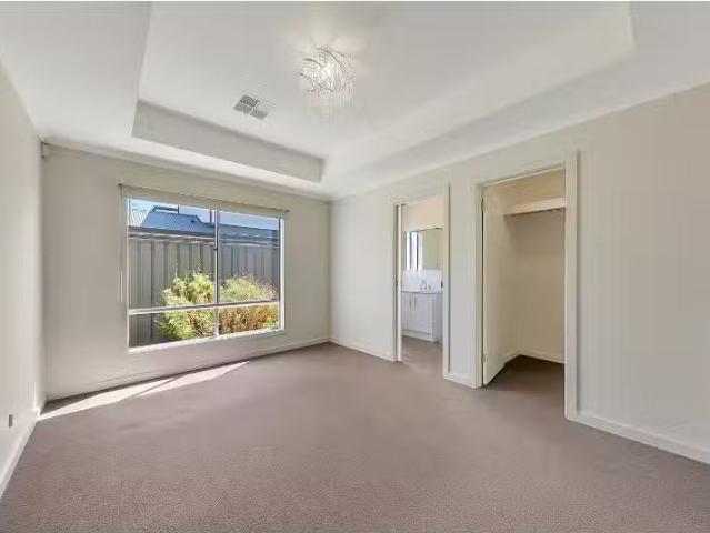 Cozy 3 BR 12B Randolph Avenue, FULLARTON House for rent Liste.