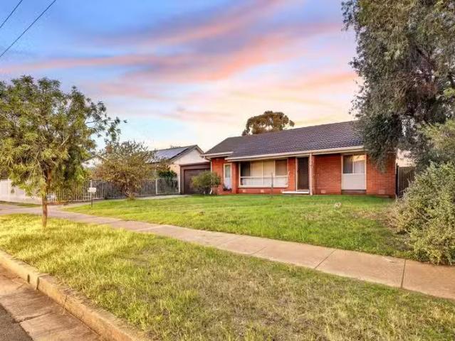 Charming 3 BR 24 Gores Road, DAVOREN PARK, SA 5113 House for.