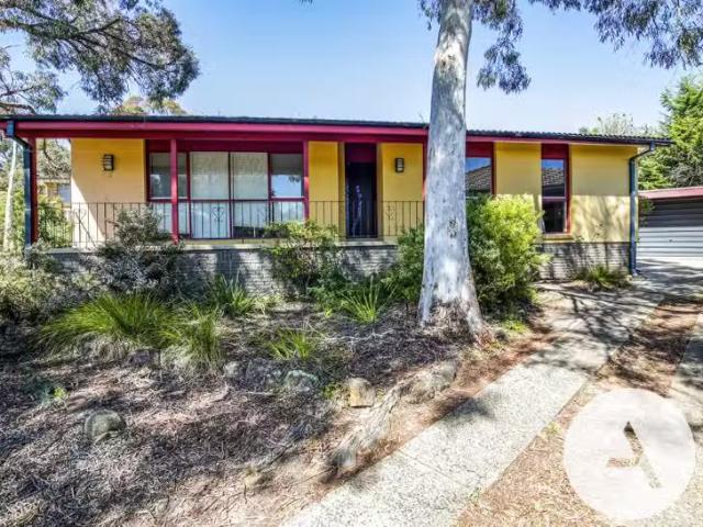 Cozy 3 BR 24 Lambrigg Street, Farrer, ACT 2607