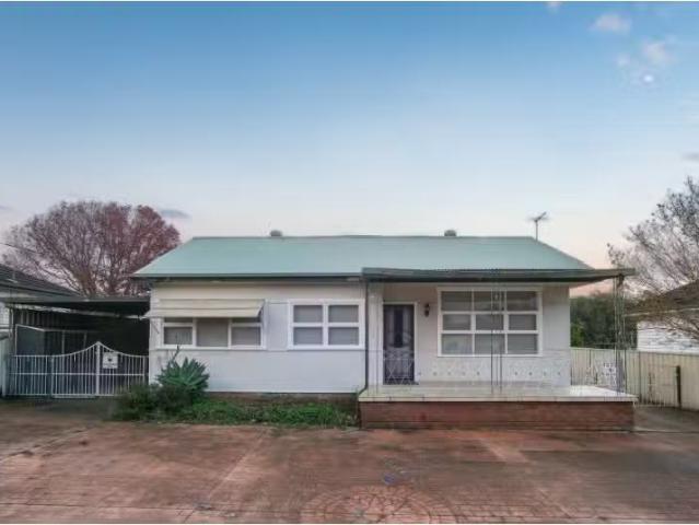 New 3 BR 26 Balbeek Avenue, Blacktown House for rent Listed b.