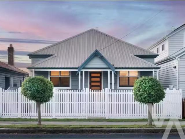 Charming 3 BR 27 Forbes Street, Carrington House for rent Lis.
