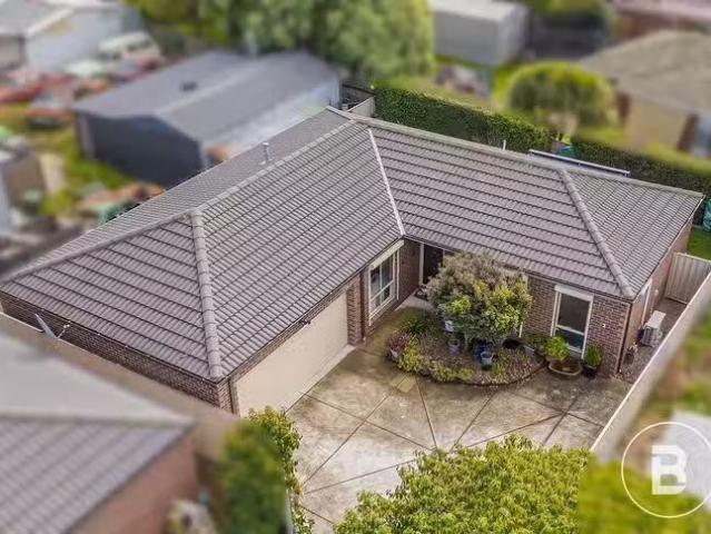 New 3 BR 2/1206 Grevillea Road, Wendouree, VIC 3355